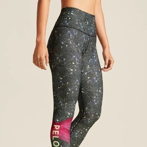 NWT Peloton Girls Night Out Leggings, Large